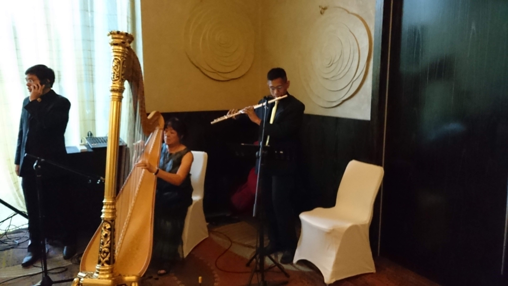 ウェイティング生演奏